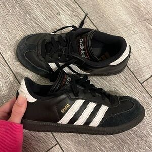 Adidas kids sambas